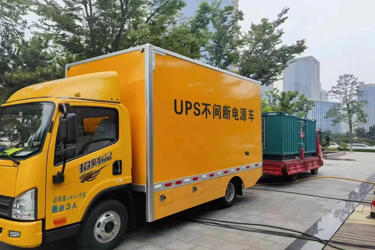 阿鲁科尔沁发电机租赁施工现场
